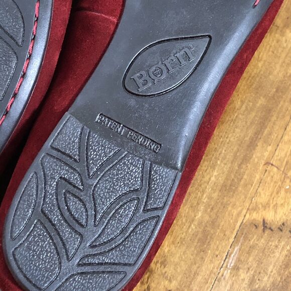BORN Moccasin Loafers Women’s 10 Red Burgandy Suede Leather Slip On Holiday New - Picture 10 of 12